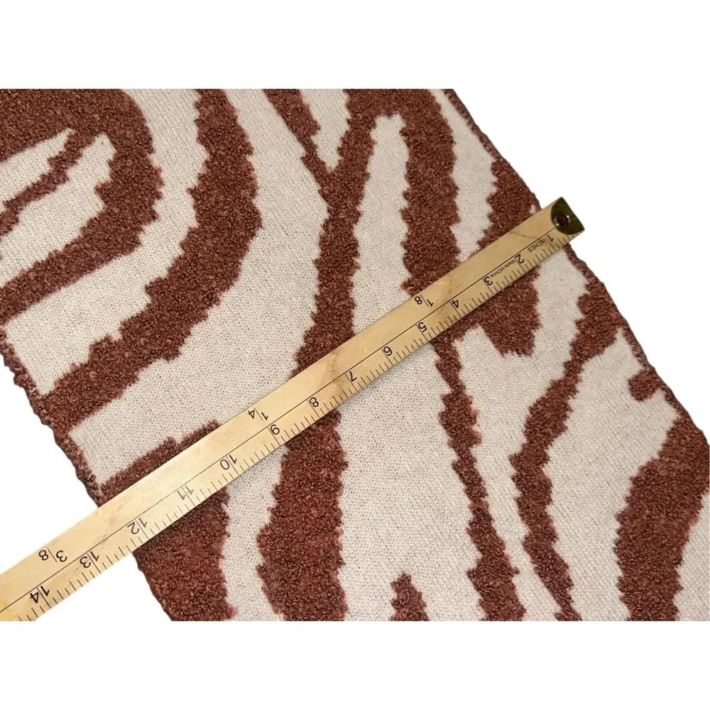 NEW WITH TAGS BEAUTIFUL Marcus Adler Zebra Print Terry Scarf One size - Soft - W